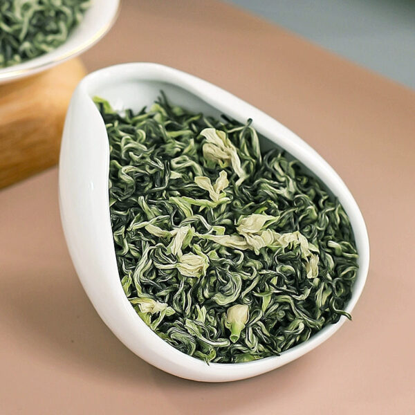 Zhongmin Hongtai 2025 New Tea Jasmine Tea Premium Luzhou Fragrant Scattered Alpine Green Tea Cold Brew Gift Box Canned - Image 5