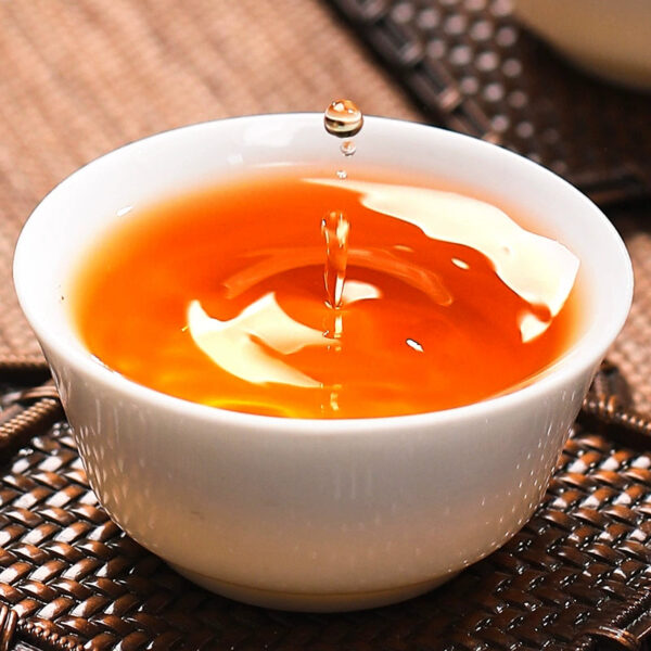 Zhongmin Hongtai Yunnan Fengqing Dianhong Black Tea Premium Honey Fragrance Strong Fragrance Flower and Fruit Fragrance Authentic Ancient Tree Black Tea Bag - Image 3