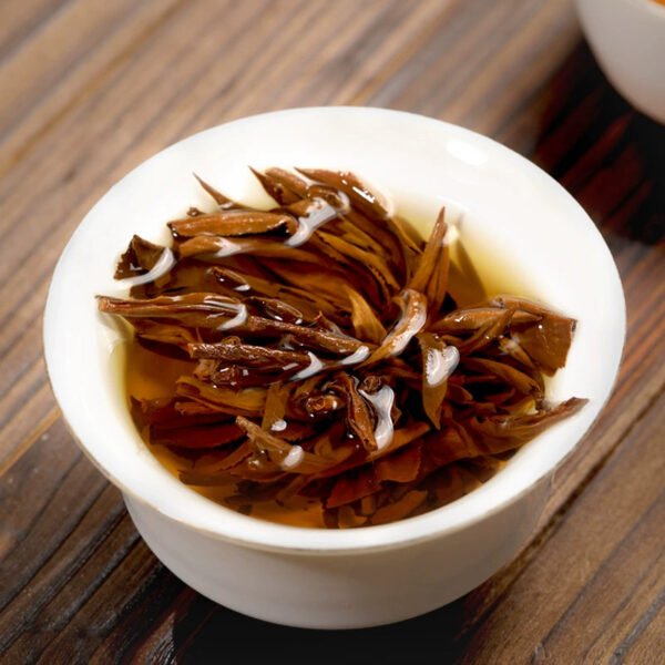 Zhongmin Hongtai New Tea Yunnan Ancient Tree Fengqing Red Tea Dianhong Pagoda Jinsi Premium Honey Fragrant Bulk Bag - Image 4