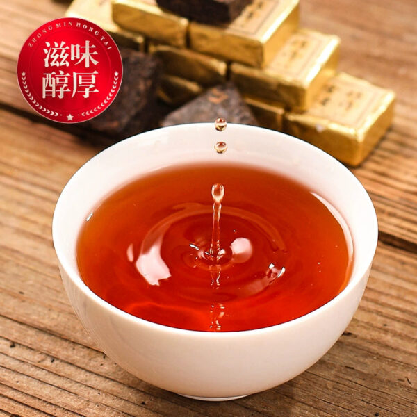 Zhongmin Hongtai small gold brick Yunnan glutinous rice fragrant old mini small Tuocha Pu'er tea aged ripe tea leaves, free gift box - Image 4