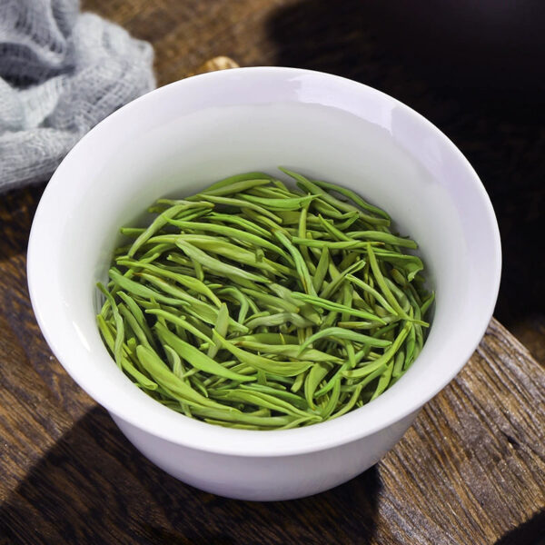 Zhongmin Hongtai Mingqian New Tea Green Tea Alpine Fragrant Bud Resistant Biluochun Tea Bag Bulk Drink By Yourself - Image 3