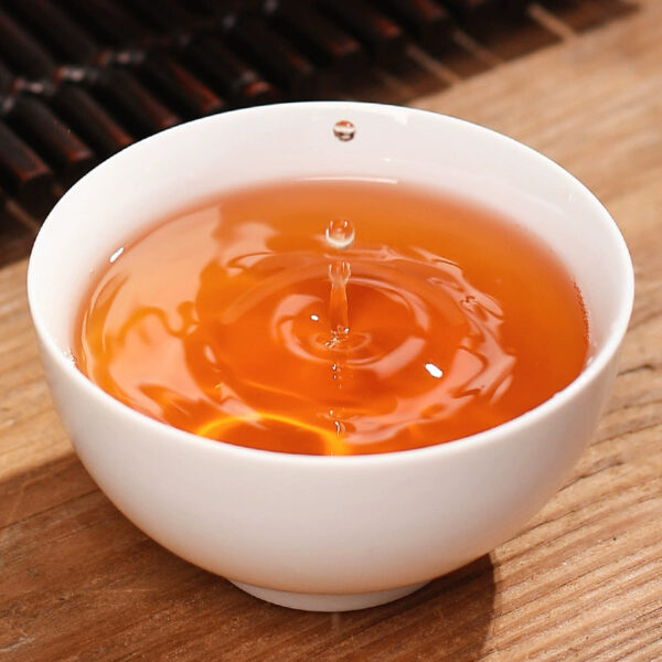 Zhongmin Hongtai New Tea Premium Fujian Dahongpao Luxiang Tea Elders Gift Boxed Ceramic Canned for the Festival - Image 4