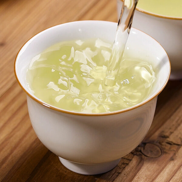 Zhongmin Hongtai Mingqian New Tea Green Tea Alpine Fragrant Bud Resistant Biluochun Tea Bag Bulk Drink By Yourself - Image 4