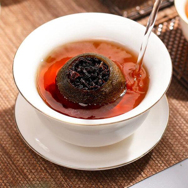 Zhongmin Hongtai Small Green Orange Pu'er Tea Canned Tangerine Peel Pu'er Ripe Tea Aged Tea Gift Box 500g - Image 4
