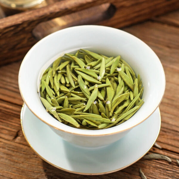 Live exclusive tea 2025 new tea premium authentic Fujian white tea Mingqian head pick Baihao silver needle canned in bulk - Image 4