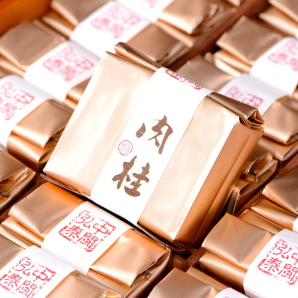 Zhongmin Hongtai New Tea Charcoal Roasted Dahongpao Tea, Fujian Oolong Tea Rock Tea Cinnamon Gift Box 250g - Image 3
