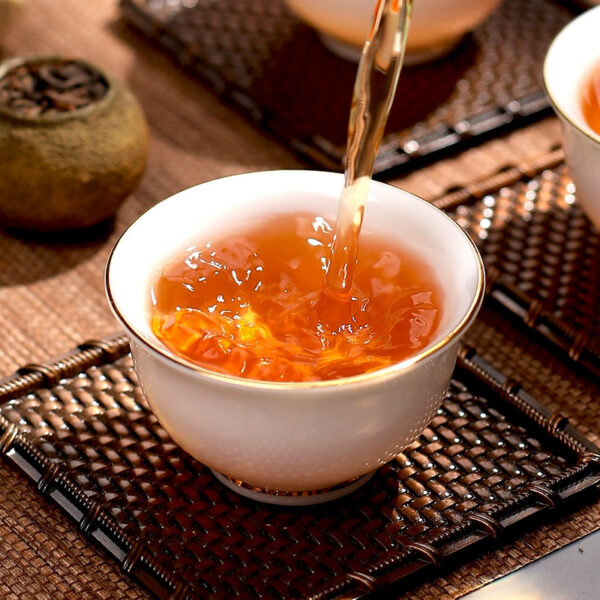 Zhongmin Hongtai Small Green Orange Pu'er Tea Canned Tangerine Peel Pu'er Ripe Tea Aged Tea Gift Box 500g - Image 5