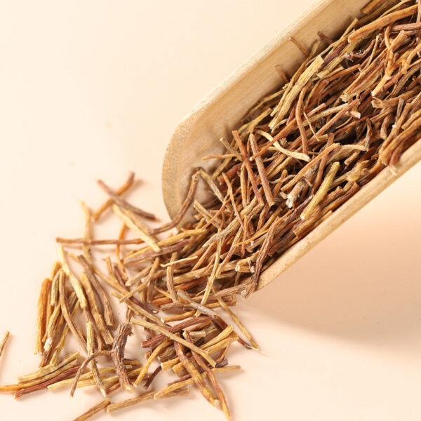 Efficacy of Dodder Tuckahoe Gentian Grass Atractylodes Angelica Traditional Chinese Medicinal Material Genuine Tuckahoe Dried Tablets Soaked in Water - Image 2