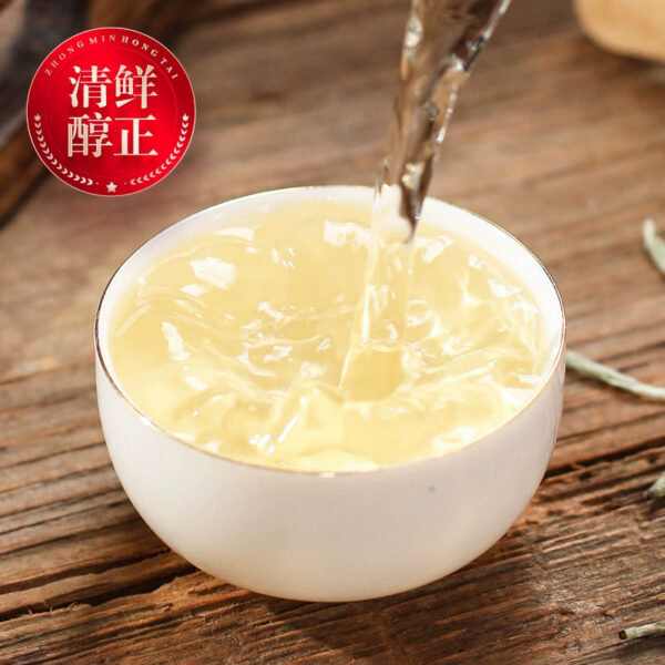 New tea head picking spring tea Fujian white tea Baihao Yinzhen premium authentic full bud Mingqian tea loose gift box 200g - Image 4