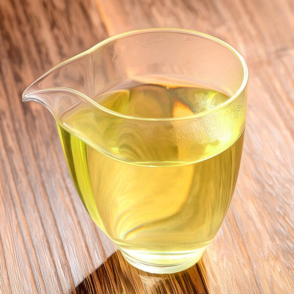 Zhongmin Hongtai Alpine Green Tea Premium Mingqian Biluochun Strong Fragrance Resistant Foaming New Year's Goods Gift Tea Gift Box - Image 4