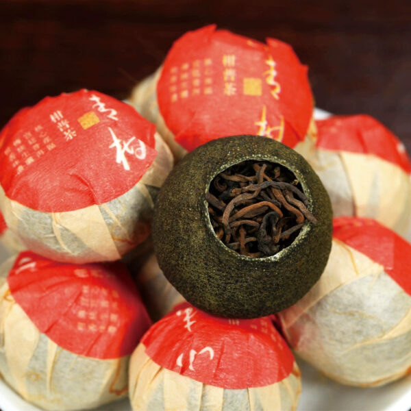 Zhongmin Hongtai Small Green Orange Aged Palace Ripe Tea Tangerine Peel Pu'er Tea Leaf Small Citrus Orange Pu Tea Gift Box 500g - Image 3