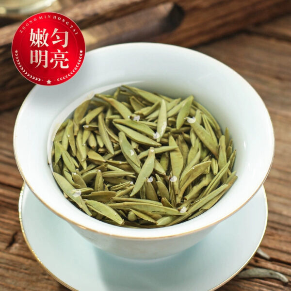 New tea head picking spring tea Fujian white tea Baihao Yinzhen premium authentic full bud Mingqian tea loose gift box 200g - Image 5