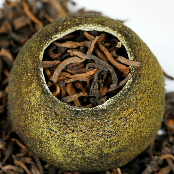 Raw sun-dried small green orange Yunnan Pu'er tea 8 years old Chen Palace cooked tea loose orange *****ngerine peel tea canned 100g - Image 3