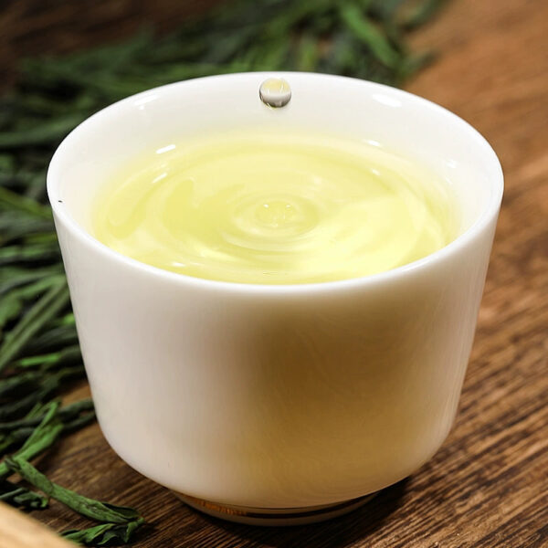 Zhongmin Hongtai New Tea, Mingqian Tea, Spring Tea, Green Tea, Anhui Melon Slices, Luzhou Fragrant Tea, Alpine Handmade Pieces Bag - Image 3