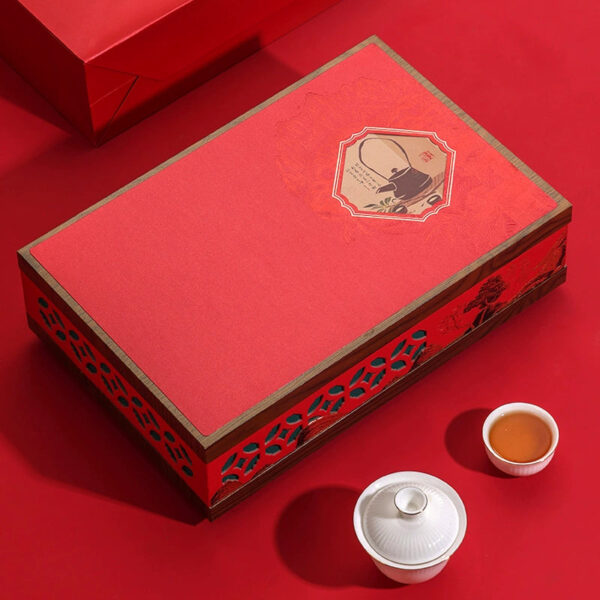 Zhongmin Hongtai Fujian Black Tea Zhengshan Small Flower and Fruit Honey Fragrance Wuyishan Gift Box Small Canned Chinese New Year Tea 300g - Image 5