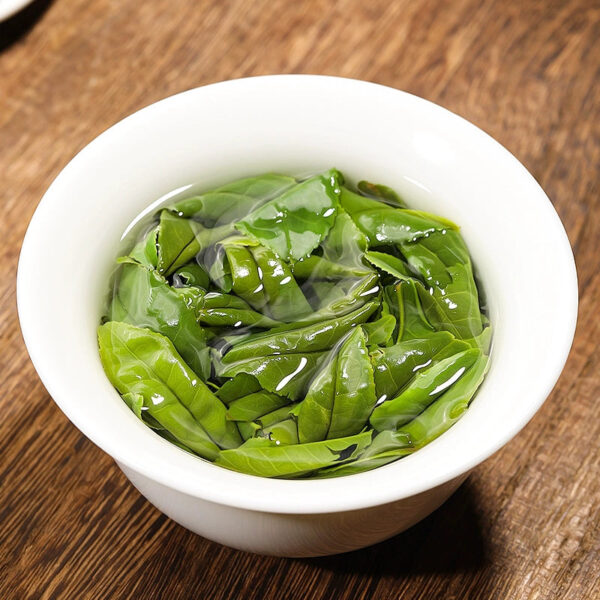 Zhongmin Hongtai New Tea, Mingqian Tea, Spring Tea, Green Tea, Anhui Melon Slices, Luzhou Fragrant Tea, Alpine Handmade Pieces Bag - Image 4
